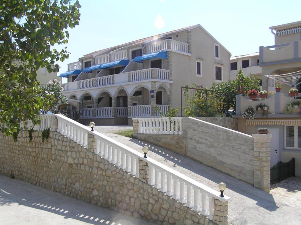 Apartments Vozab باغ المظهر الخارجي الصورة